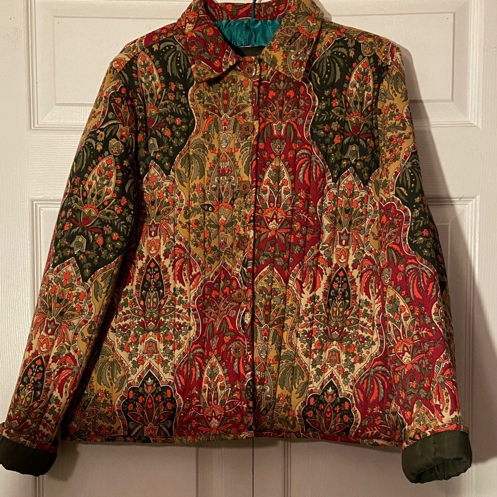 KEREN HART Quilted Paisley-Print Puffer Jacket in Red, Green & Gold Cotton L